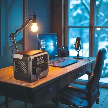 Powerology Pater II Portable Power Station 700W - Gray