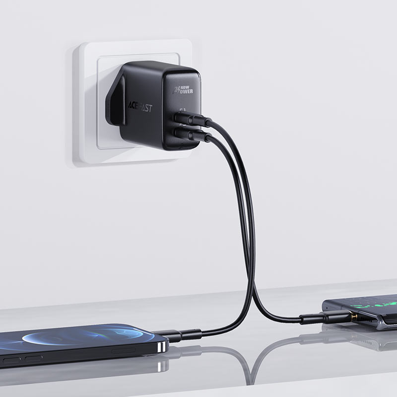 شاحن حائط AcFast Fast Charge A12 PD40W (2xUSB-C) المملكة المتحدة