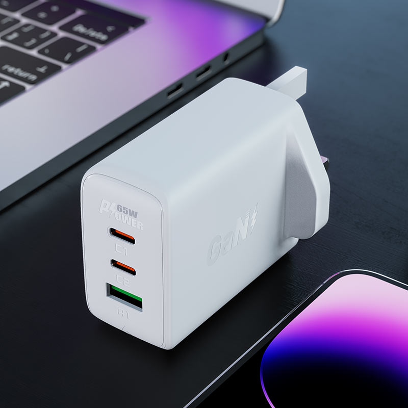 AceFast Fast Charge Wall Charger A44 PD65W GaN (2xUSB-C + USB-A) UK