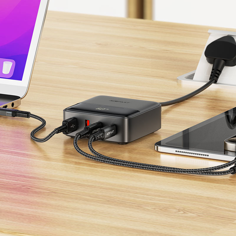 AceFast Desktop Power Station Z6 PD65W GaN (2xUSB-C+2xUSB-A) UK